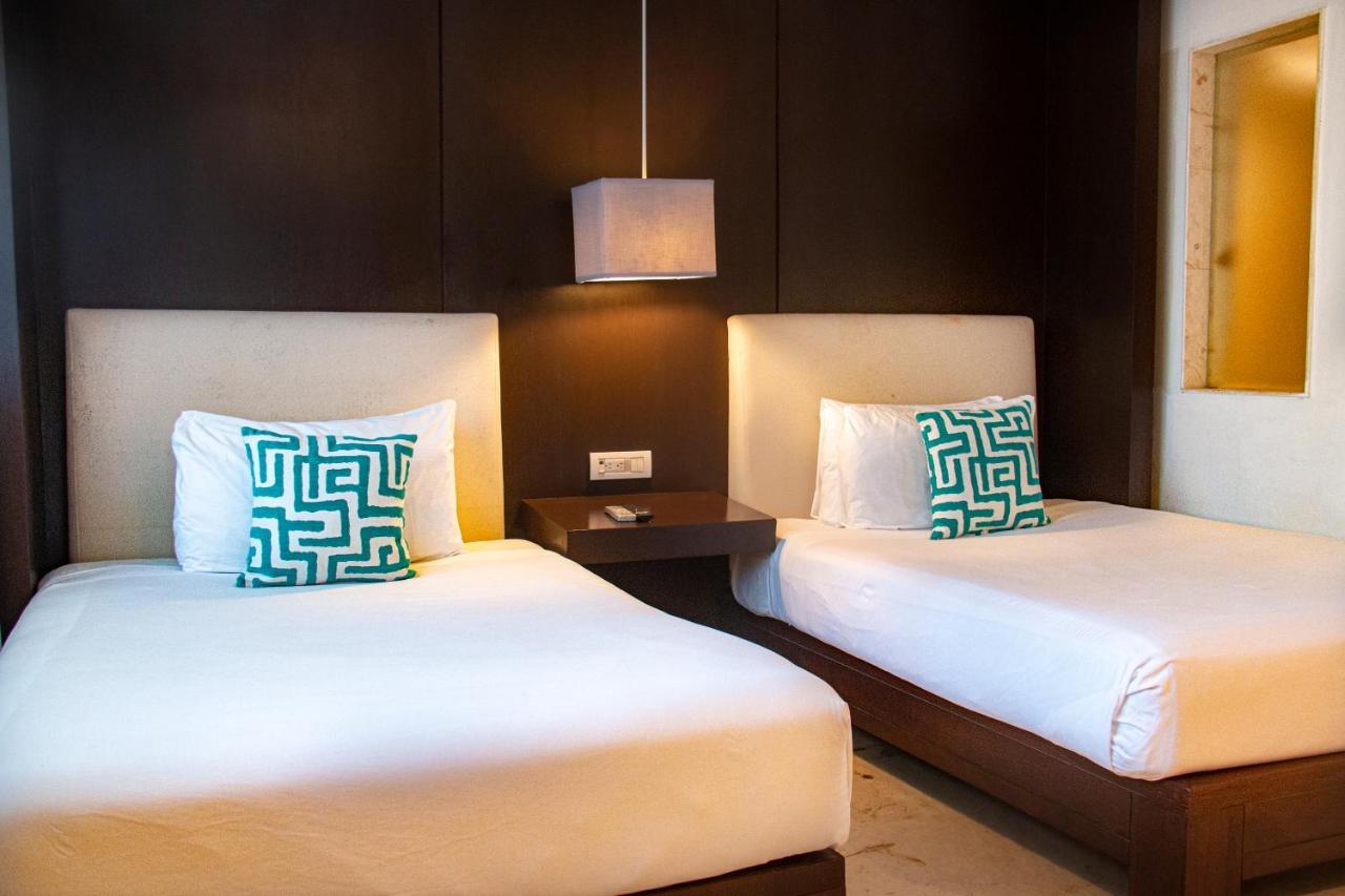 Hotel The Palm (Adults Only) Playa del Carmen Exterior photo
