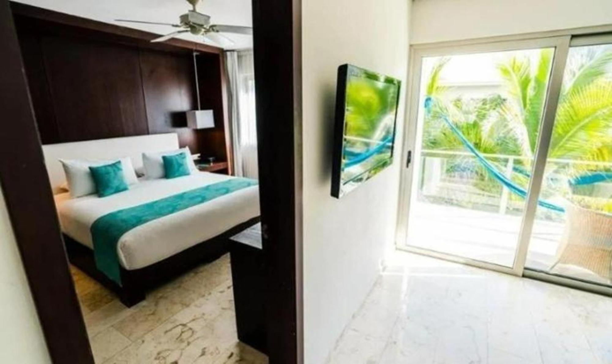 Hotel The Palm (Adults Only) Playa del Carmen Exterior photo